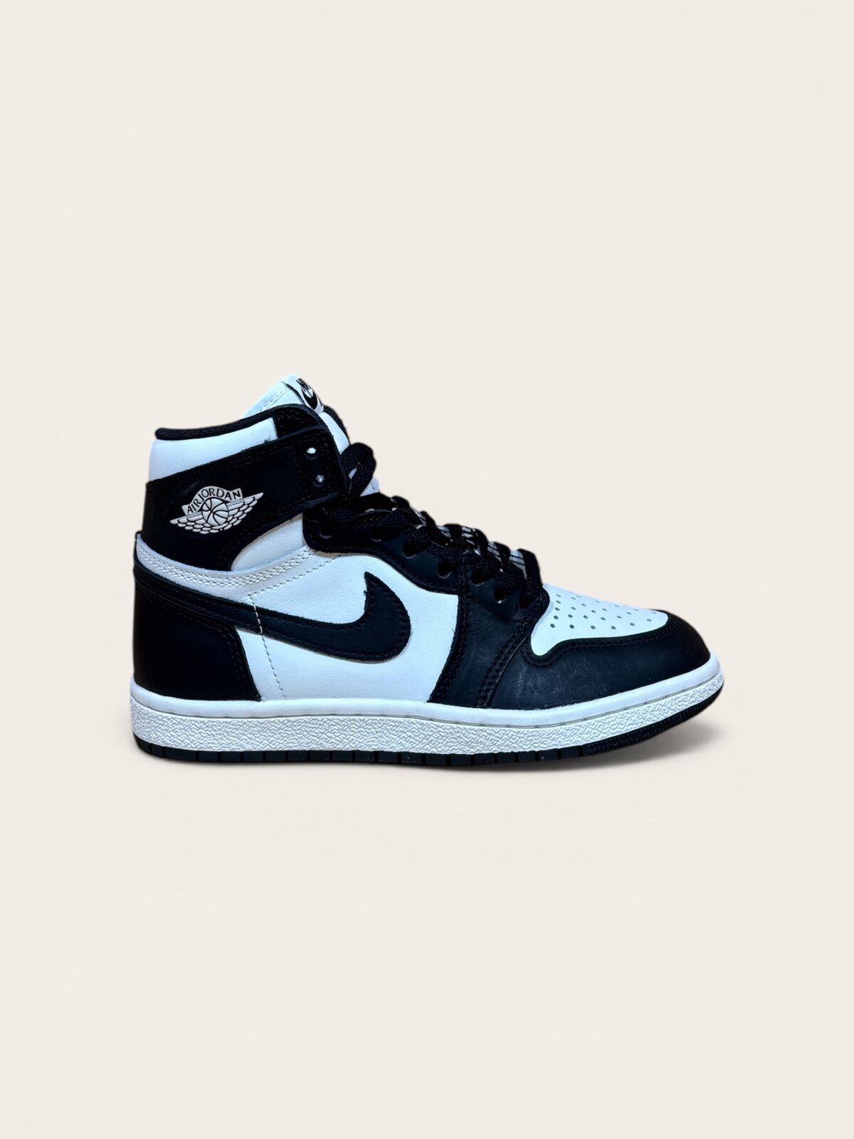 air Jordan 1 High Black Summit White