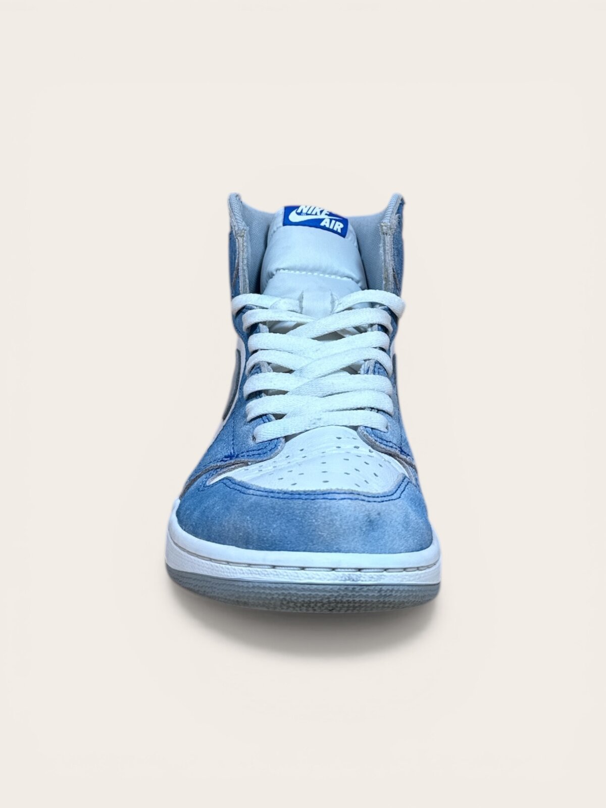 air Jordan 1 Retro High Hyper Royal