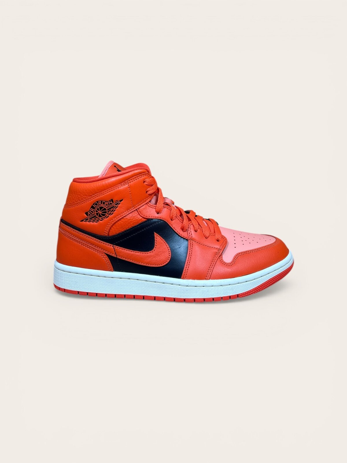 air Jordan 1 Mid SE Rush Orange Crimson Bliss