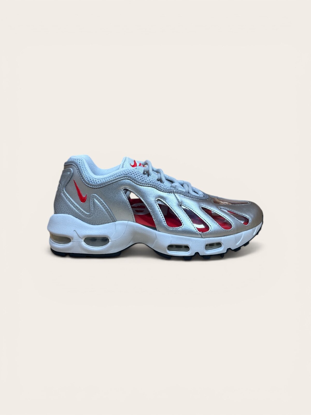 Nike Air Max 96 Supreme Silver Bullet