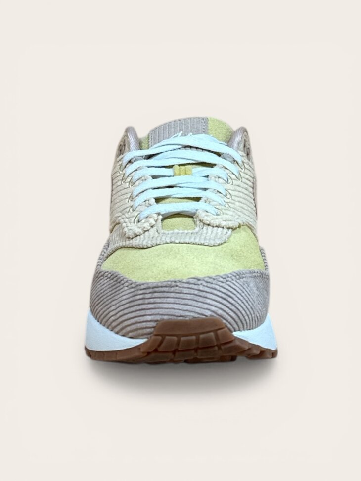 Nike Air Max 1 Gold Buff