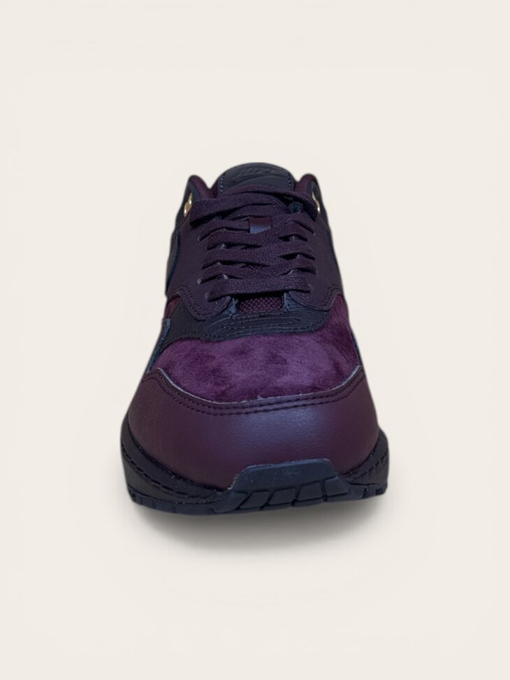 Nike Air Max 1 Burgundy Crush 