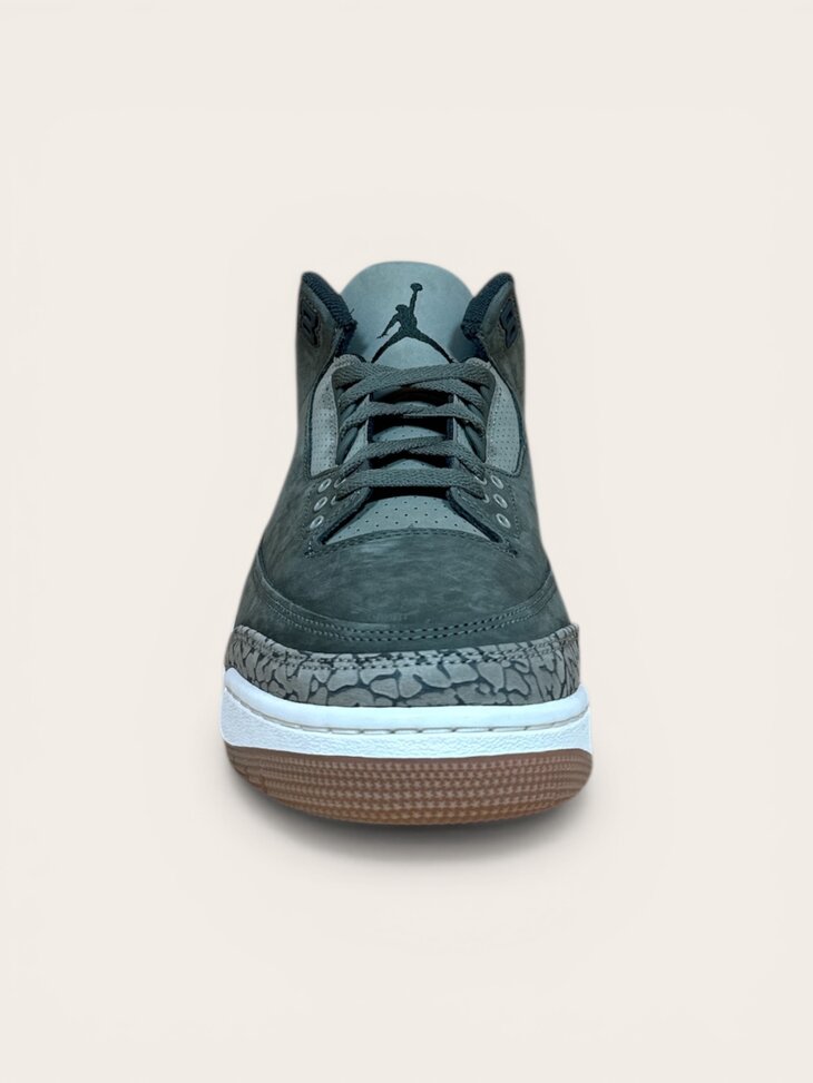 air Jordan 3 Retro Family Affair